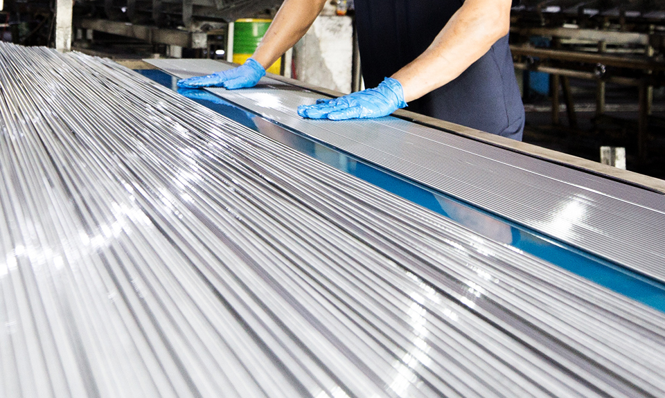 柠檬视频APP下载IOS金屬-10年品牌經營