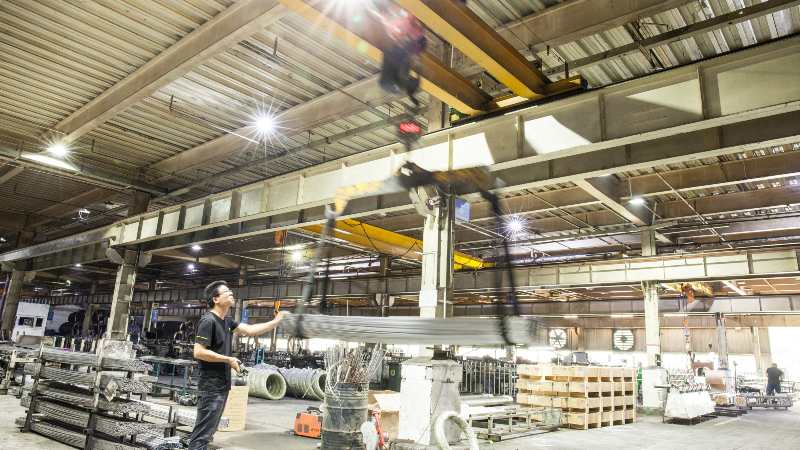 五金零配件是用什麽鋼材加工的