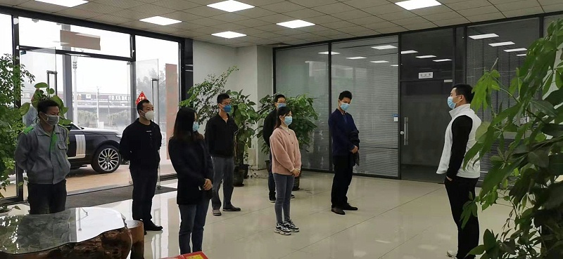 同心同行，共抗時艱！